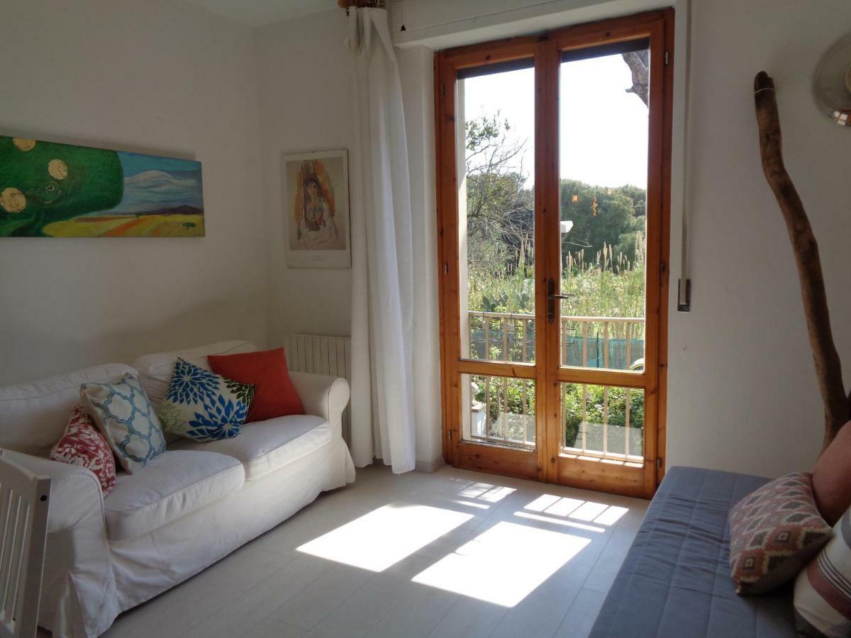 La Casa Di Nina Lejlighed Quercianella Eksteriør billede